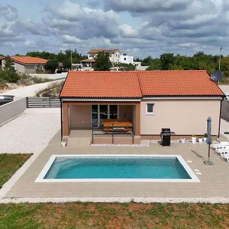 Stocozzi - No Parties Allowed Villa Stokovci