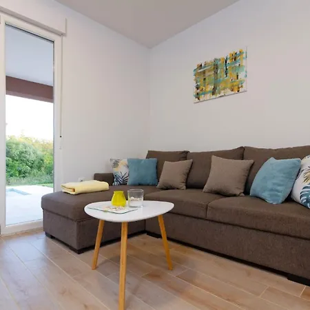 וילה Stocozzi - No Parties Allowed Štokovci