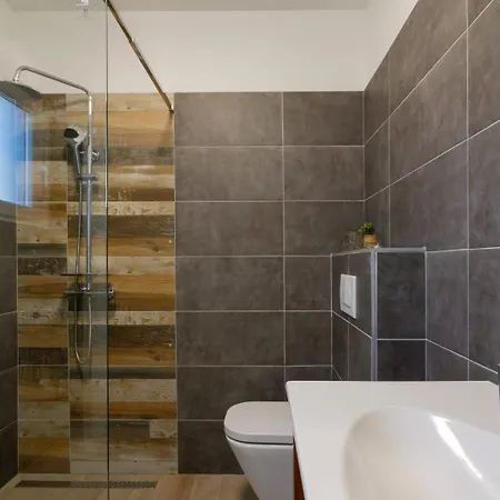 Villa Stocozzi - No Parties Allowed