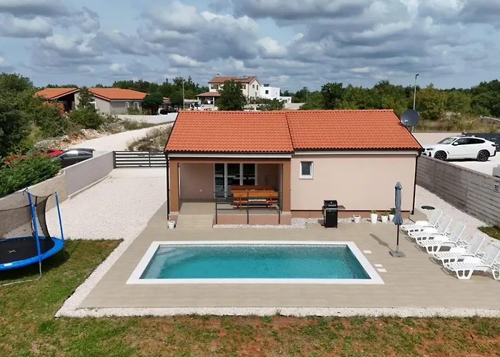 Stocozzi - No Parties Allowed Villa Stokovci