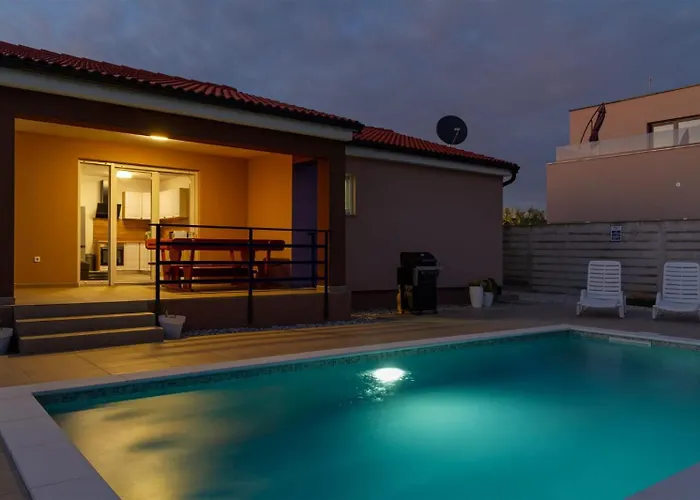 Stocozzi - No Parties Allowed * Stokovci